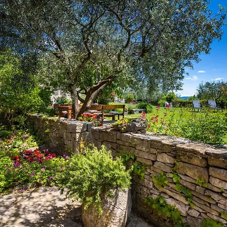 Casa Rustica 1838 Holiday home *